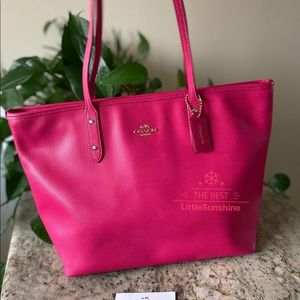 Coach city zip tote F37785